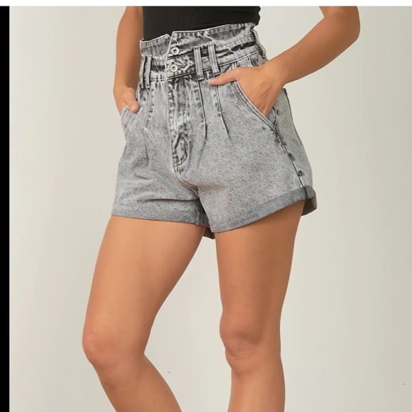 - Elan JESSE GREY WASH SHORTS size S - Picture 3 of 5